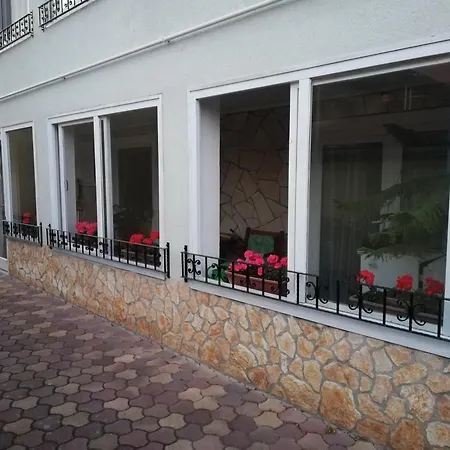 Aal Vendeghaz Apartment *