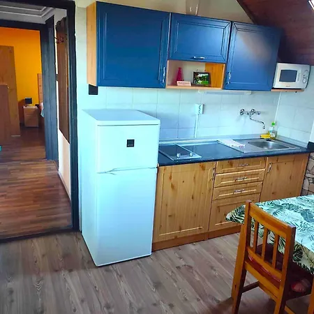 Aal Vendeghaz Apartment *