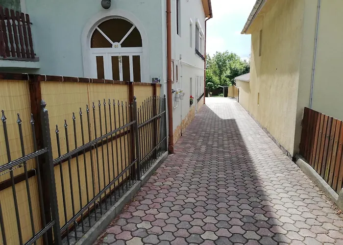 Apartament Aal Vendeghaz *